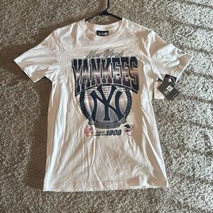New York Yankees New Era Short Mens Medium NWT